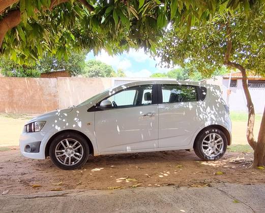 CHEVROLET SONIC 1.6 LTZ 16V FLEX 4P AUTOMÁTICO